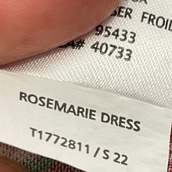 Toad & Co Rosemarie A Line Dress Red Floral Brick Garden Print
Size Medium - Picture 5 of 9